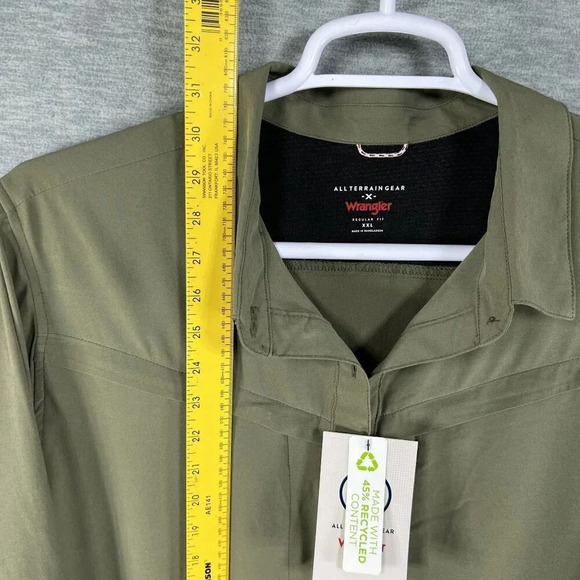 Wrangler All Terrain Gear NWT Mens XXL Olive Mixed Material Shirt Hidden Pockets - Picture 8 of 16